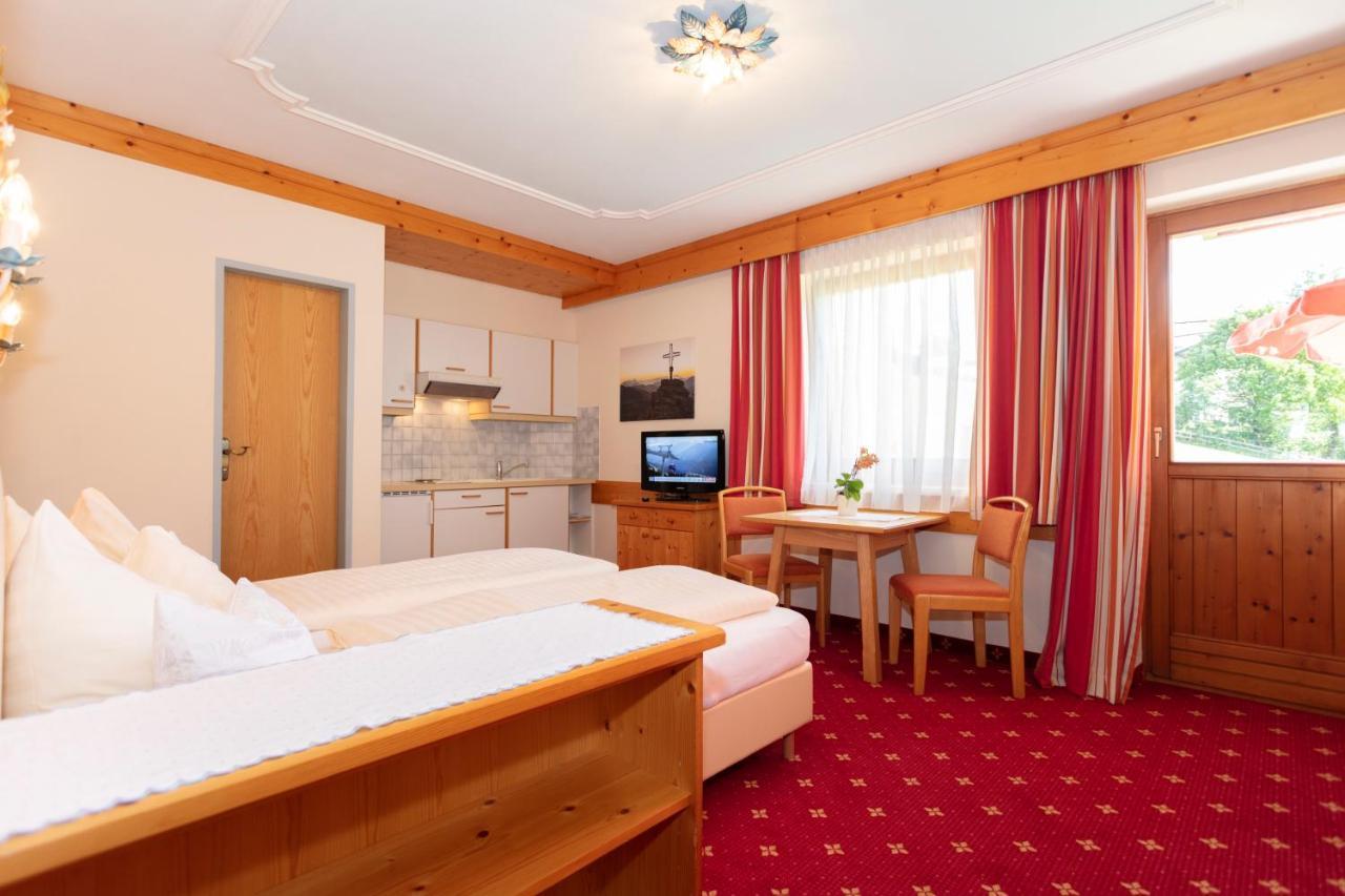 Appartement Schoene Aussicht Заалбах-Хинтерглем Екстериор снимка